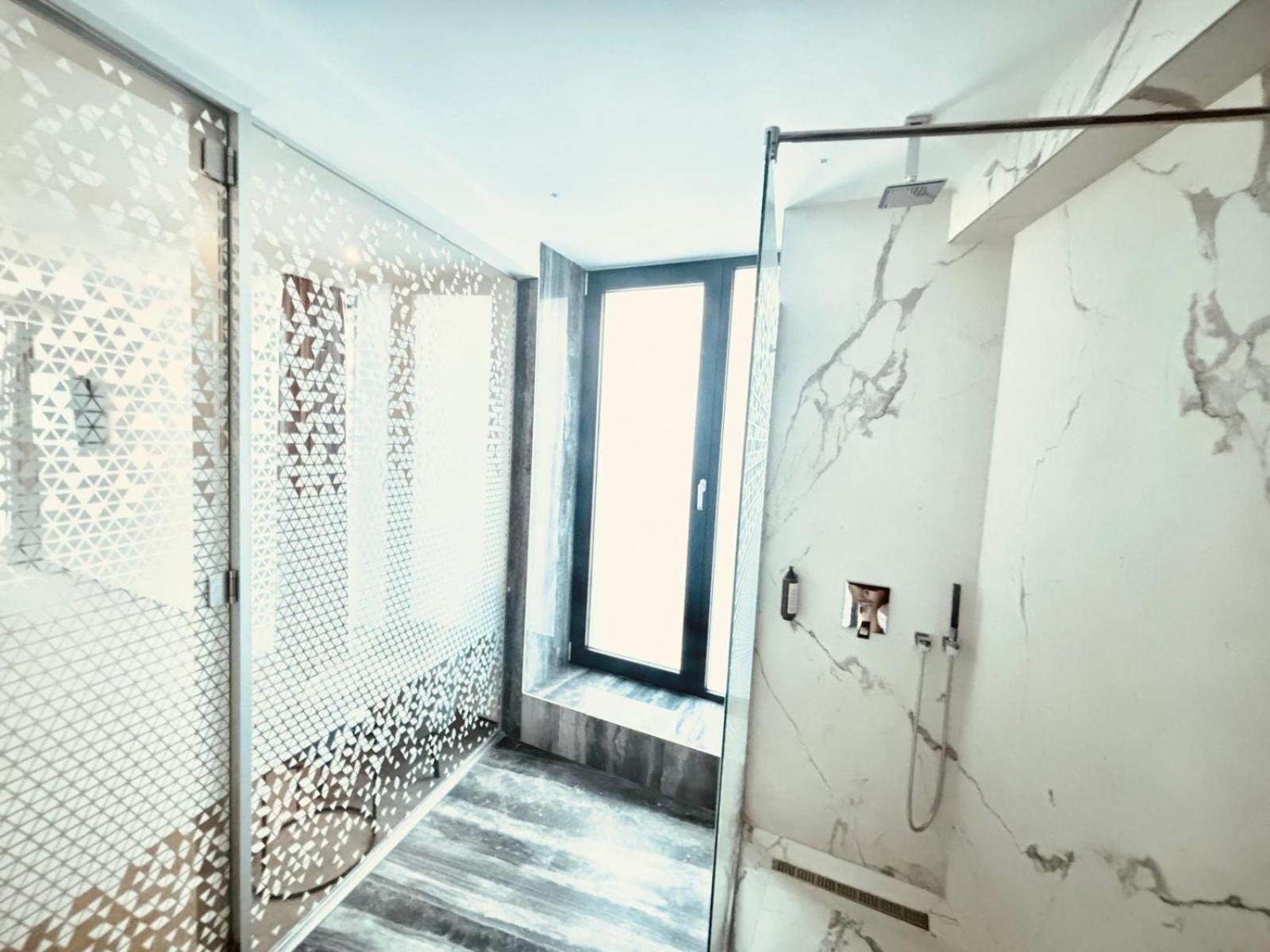 Cm111Apparthotel Bucharest Luaran gambar
