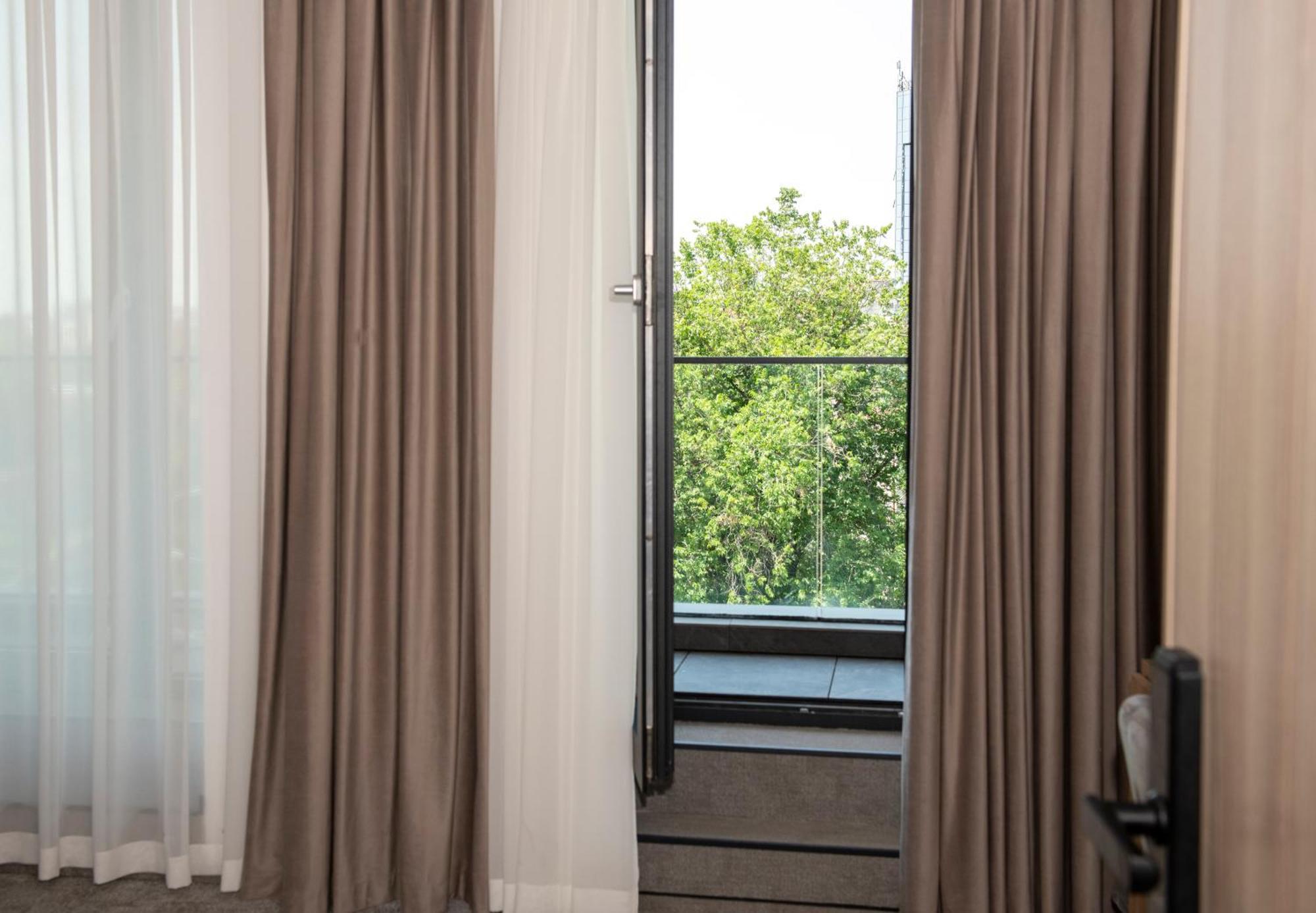 Cm111Apparthotel Bucharest Luaran gambar